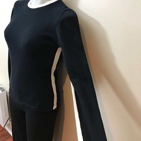 𝅺knit sweater with cable trim detail 💚 - Picture 5 of 11